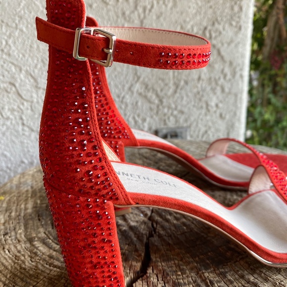 KENNETH COLE NEW YORK LEX SHINE SUEDE HEEL - Picture 5 of 9